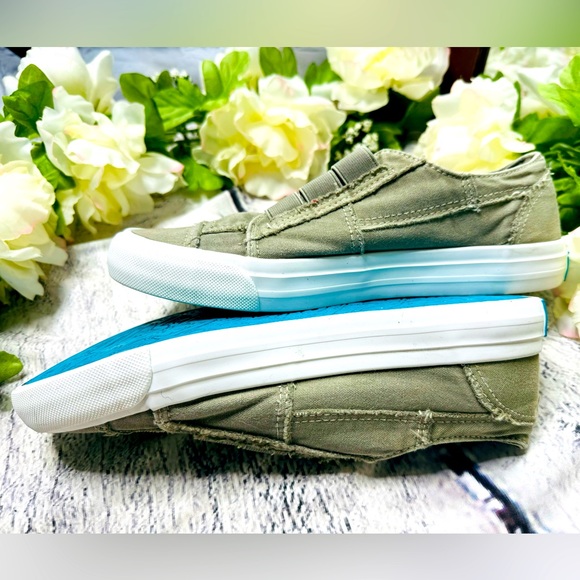 Blowfish Malibu Marley Canvas Low Top - Picture 6 of 9